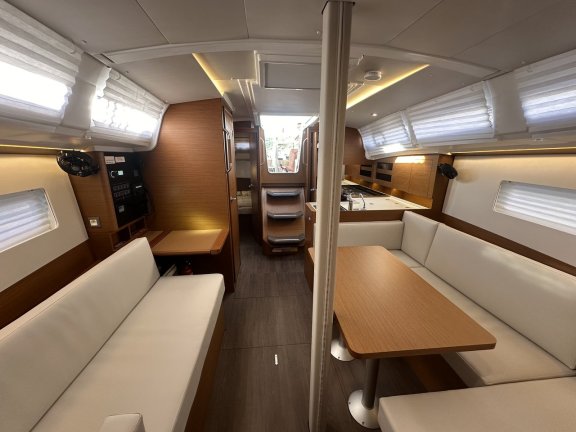 Image of Princess Tia yacht #6