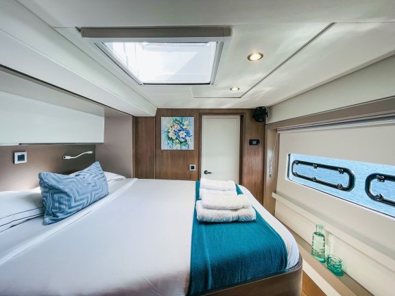 Image of Signature Vision yacht #10