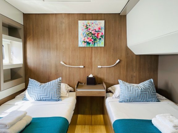 Image of Signature Vision yacht #13