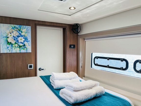Image of Signature Vision yacht #14