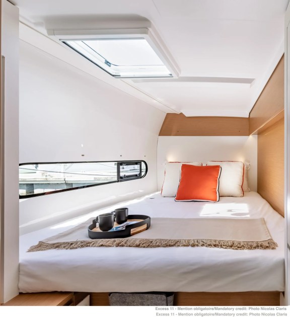 Image of Island Blue V yacht #26