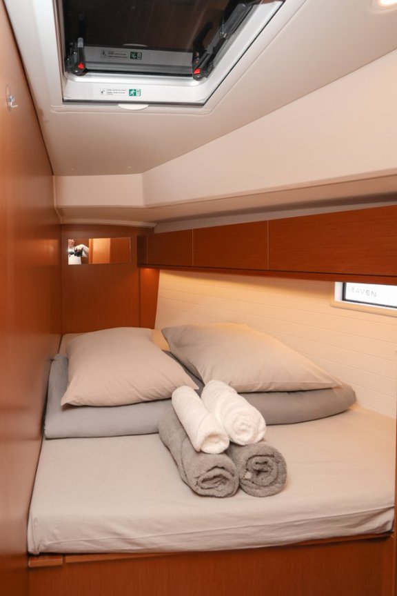 Image of Skrivena yacht #11