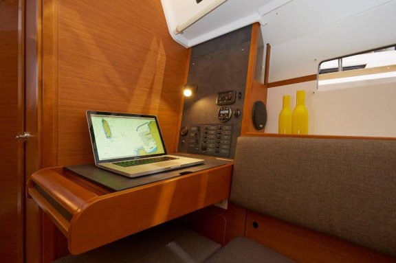 Image of Mara yacht #10