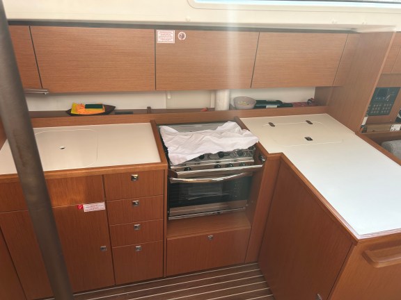 Image of Juju yacht #8