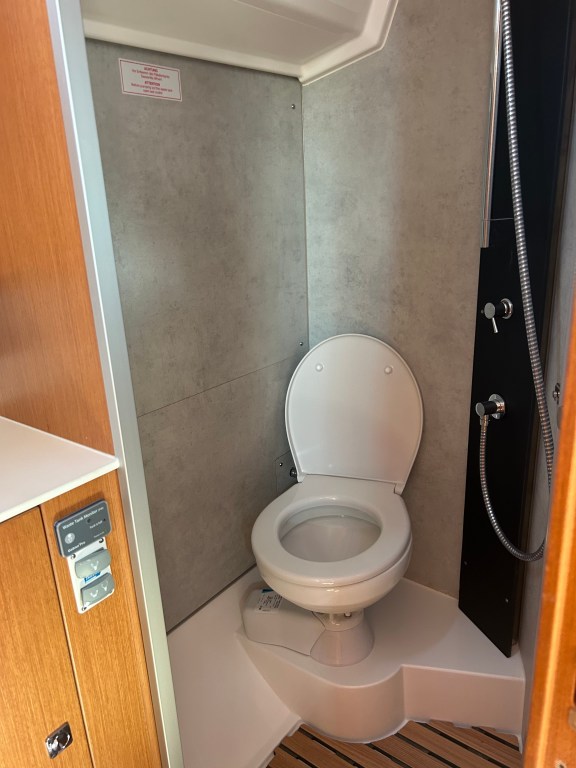 Image of Juju yacht #10