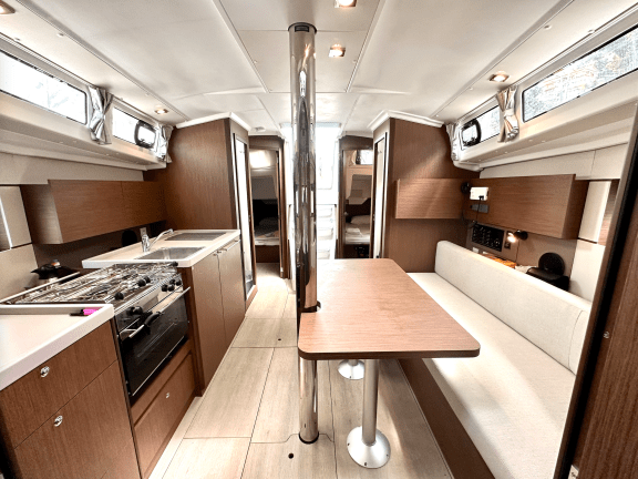 Image of Sail Pride yacht #8