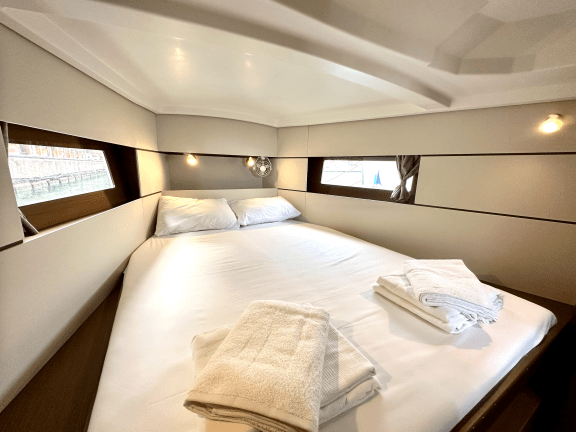 Image of Sail Pride yacht #10