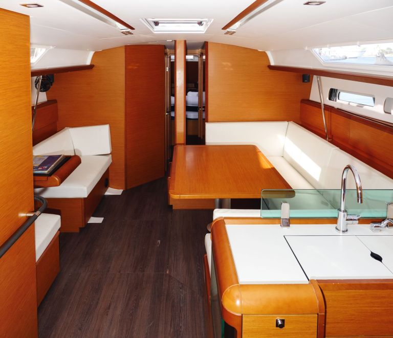 Image of Tortuga yacht #6