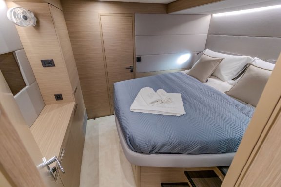 Image of Agenda 55 yacht #33