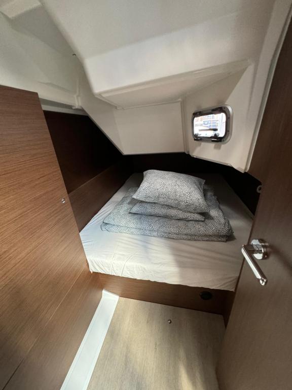 Image of Felice yacht #10