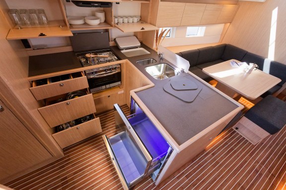 Image of Mathilda yacht #22