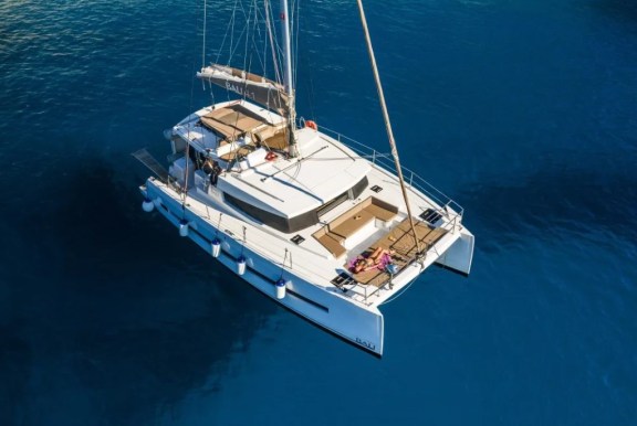 Image of Roulette 2 yacht #3