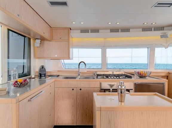 Image of Roulette 2 yacht #8