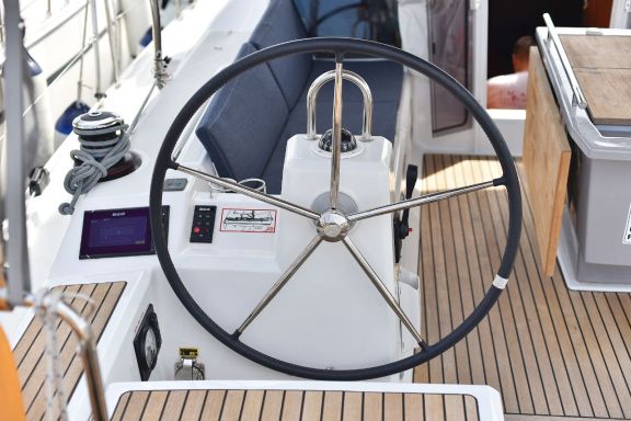 Image of Seven yacht #5