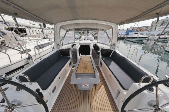 Image of Seven yacht #7