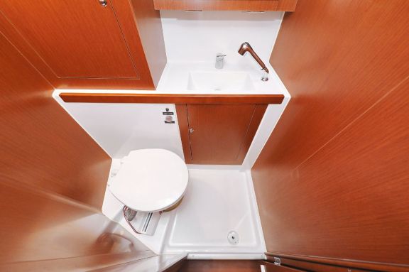 Image of Seven yacht #43