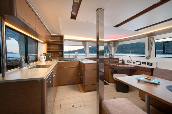 Image of Galathea yacht #15