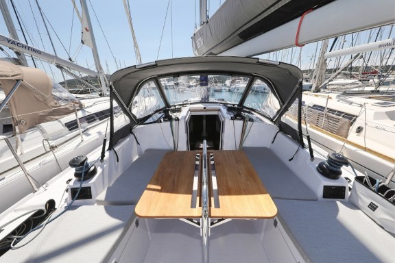 Image of Mana yacht #4