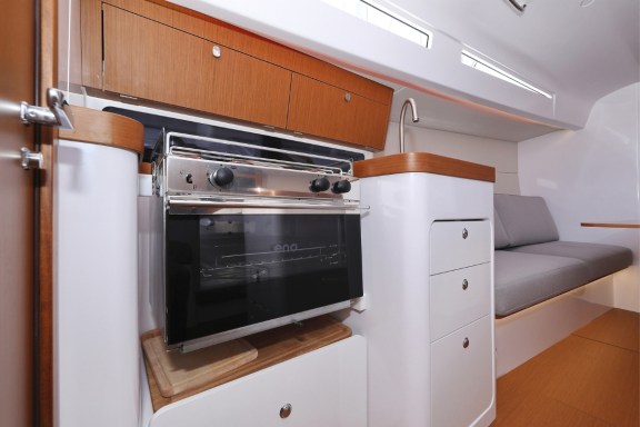 Image of Mana yacht #12