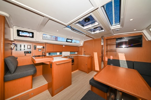 Image of Bosun yacht #16