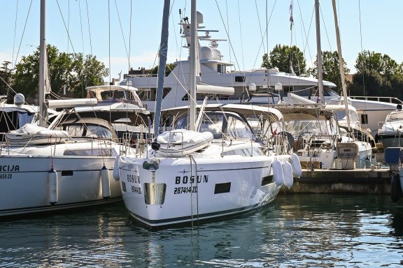 Image of Bosun yacht #30