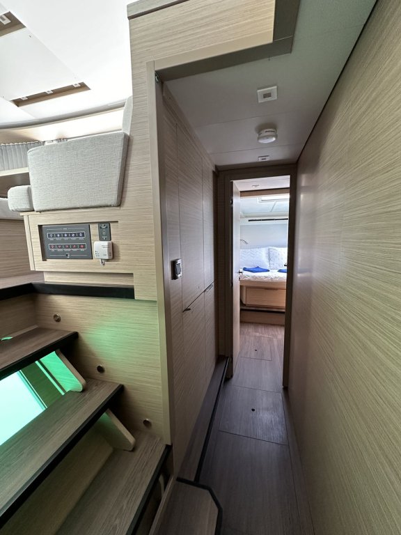 Image of Destiny Point yacht #11