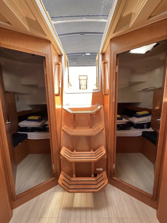 Image of Iskra yacht #6