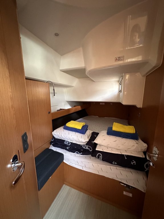 Image of Iskra yacht #7