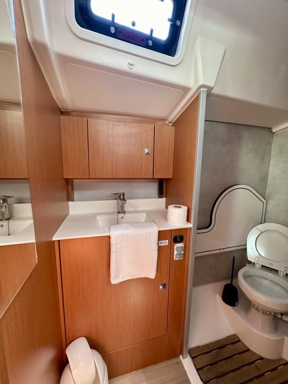 Image of Surf Point yacht #12