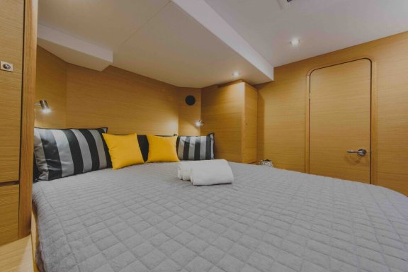 Image of Hawai 5-0 yacht #5