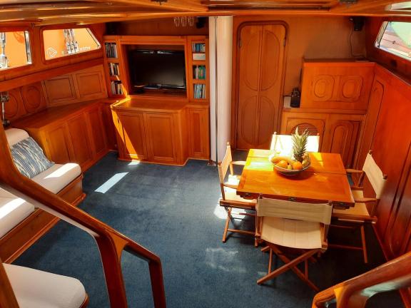 Image of Blue Titan yacht #10