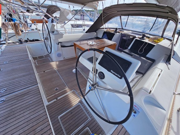 Image of Maverick yacht #11