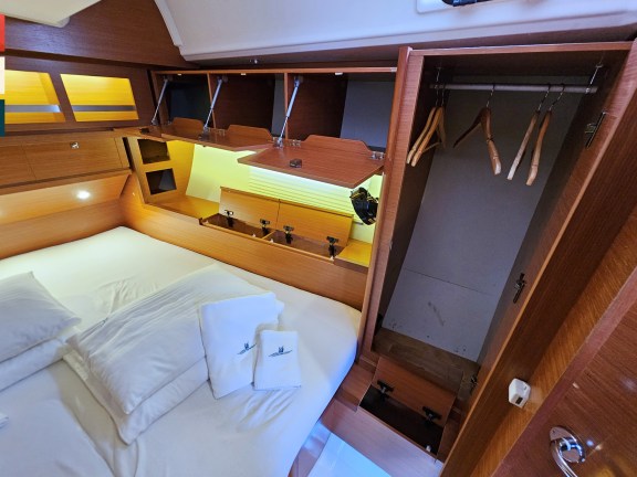 Image of Maverick yacht #49