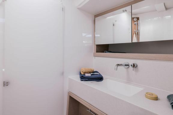 Image of Reventador 2 yacht #12