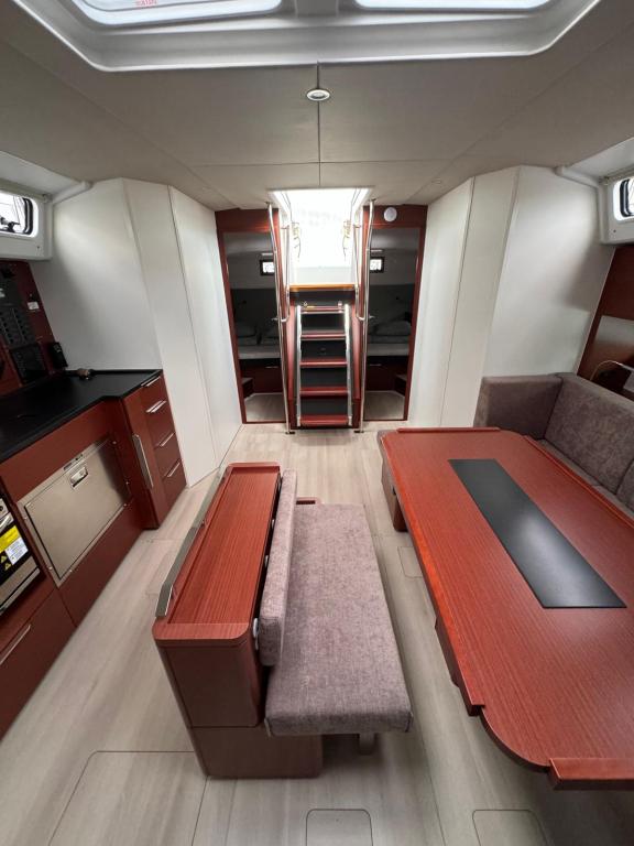 Image of Venus yacht #11