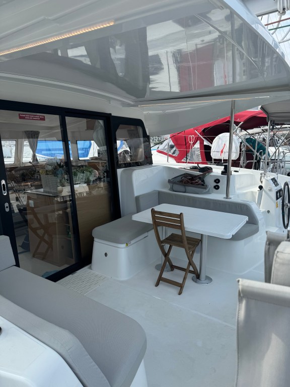 Image of Spring & Fall yacht #7