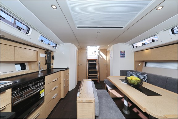 Image of Aroha yacht #8