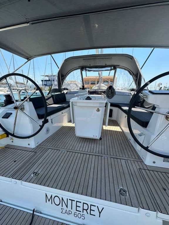 Image of Monterey yacht #4