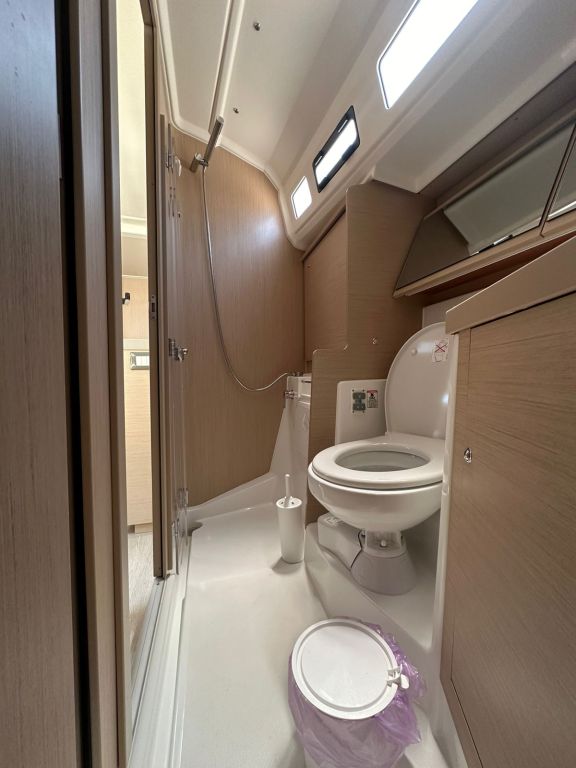 Image of Monterey yacht #12