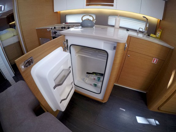 Image of Anita yacht #11