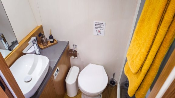 Image of October yacht #49