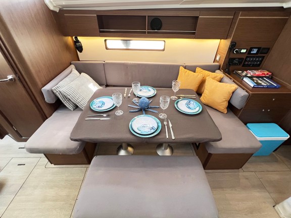 Image of Escape yacht #13