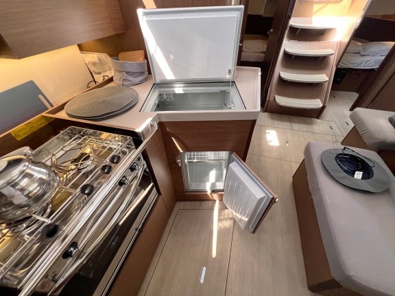 Image of Escape yacht #17