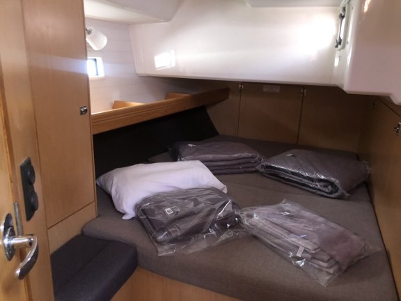 Image of Amore yacht #29