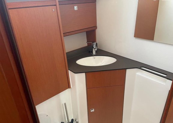 Image of Amore yacht #39