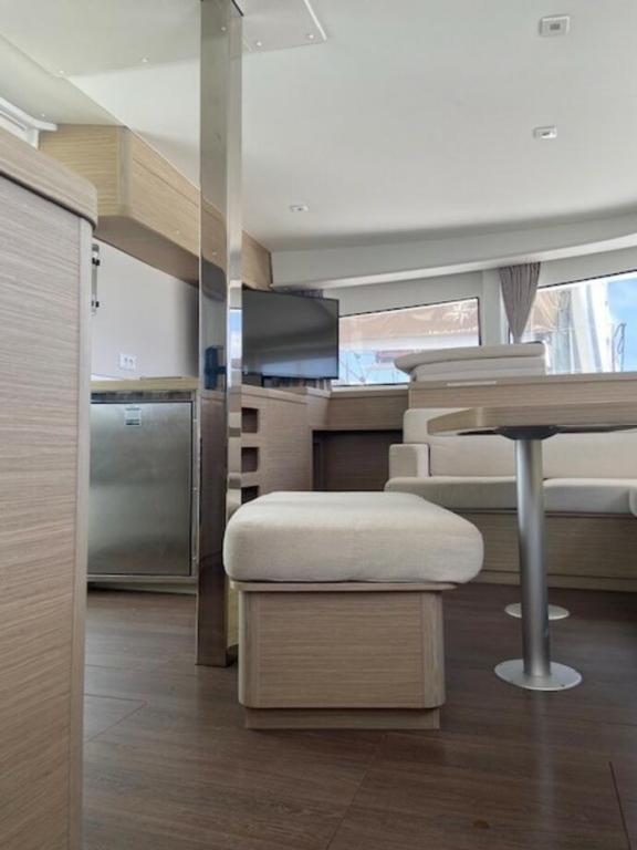 Image of Laurencia yacht #12