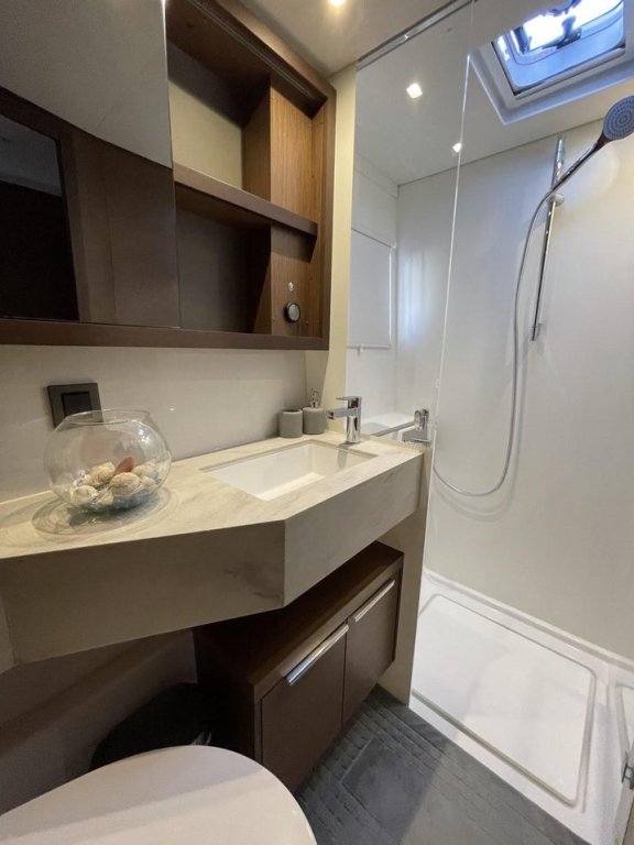 Image of Grand Blue yacht #13