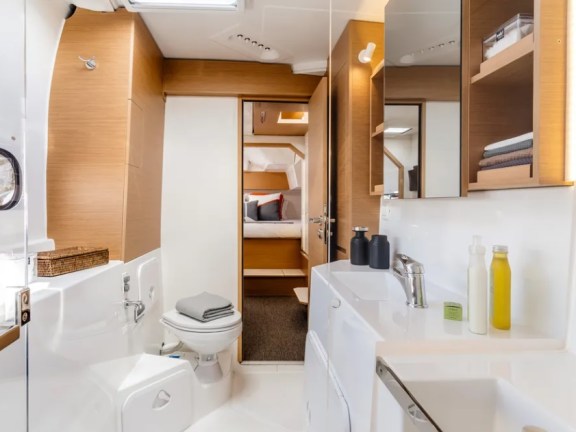 Image of Axieros II yacht #11