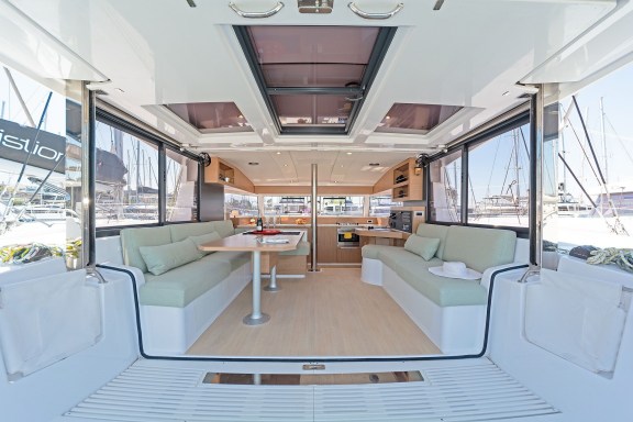 Image of Marie yacht #12