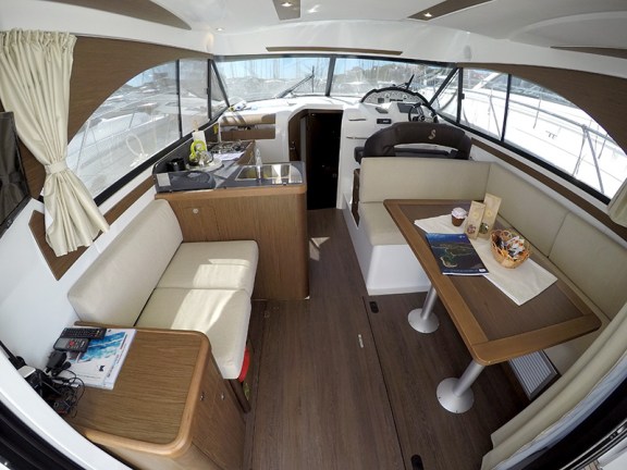 Image of Capricorn yacht #18